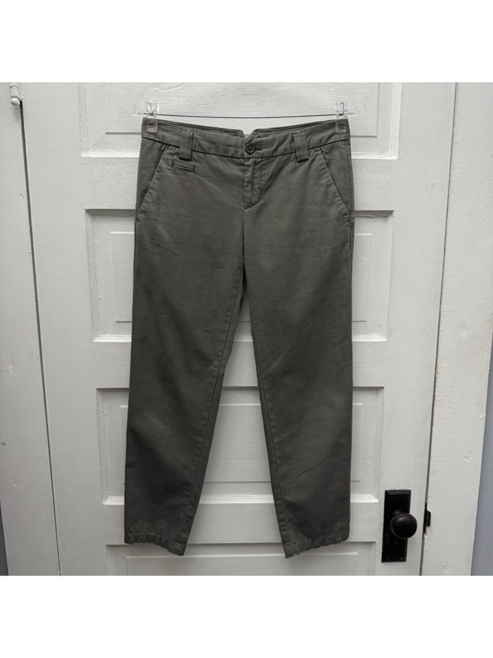 Gap Women’s Gray Chino Pants Size 00 Regular Slim Straight Ankle Stretch